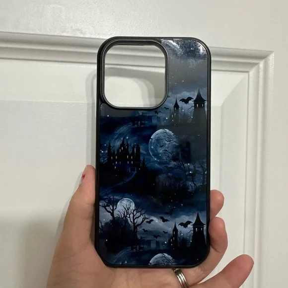 Foggy spooky night iPhone phone case - Picture 4 of 5